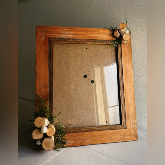 Rustic Handmade Vintage 8x10 Picture Frame - Picture 1 of 3